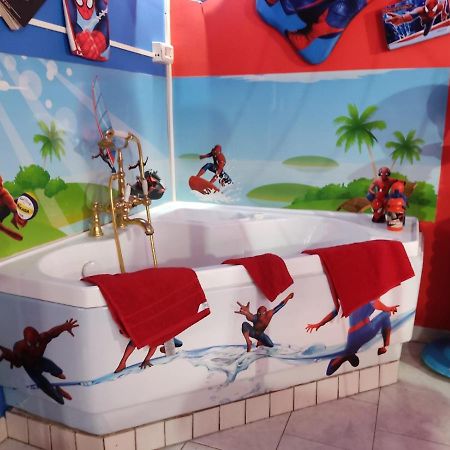 Spiderman House Hotel Catania Exterior photo